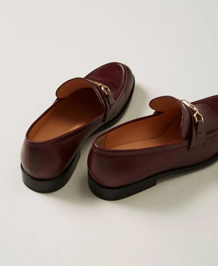 Twinset Leather Loafers With Oval T Clasp Bordeaux Women Ballet Flats And Loafers Twinset Leather Loafers With Oval T Clasp Bordeaux Women Ballet Flats And Loafers