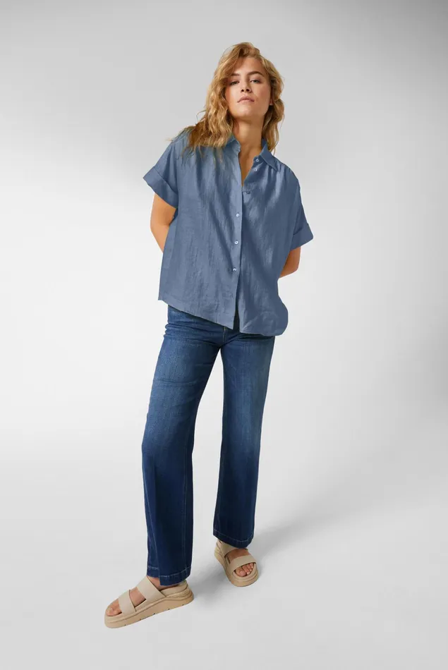 Van Laack Casual Blouses Women Loosefitting Shortsleeved Shirt With Cap Sleeves Made Of Top Linen Blue Van Laack Casual Blouses Women Loosefitting Shortsleeved Shirt With Cap Sleeves Made Of Top Linen Blue
