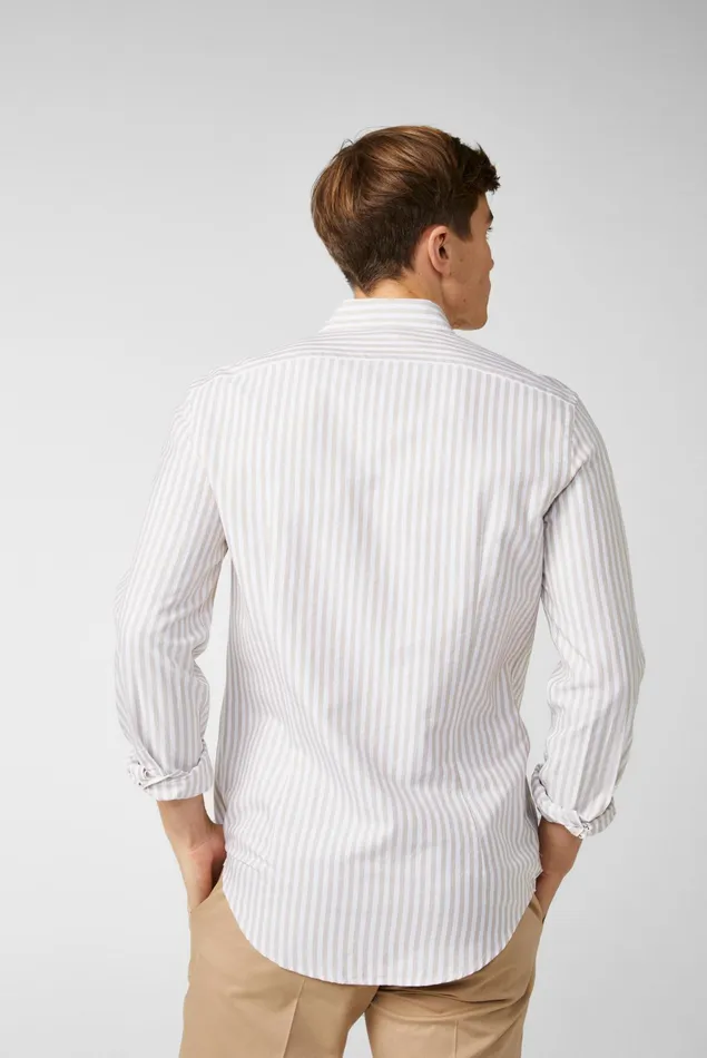 Van Laack Casual Shirts Men Striped Buttondown Oxford Hem In A Soft Wash Beige Van Laack Casual Shirts Men Striped Buttondown Oxford Hem In A Soft Wash Beige