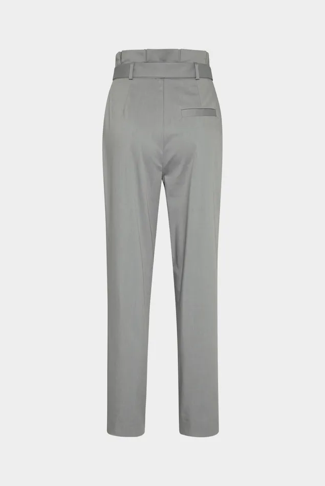Van Laack Jeans and Pants Women Belted Waist Paperbag Pants In A Stretch Cotton Twill Blend Grey Van Laack Jeans and Pants Women Belted Waist Paperbag Pants In A Stretch Cotton Twill Blend Grey