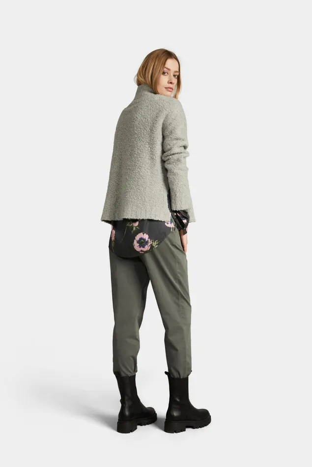 Van Laack Sweaters and Cardigans Women Oversized Boucle Turtleneck Sweater Made From Recycled Cashmere Mix Grey Van Laack Sweaters and Cardigans Women Oversized Boucle Turtleneck Sweater Made From Recycled Cashmere Mix Grey