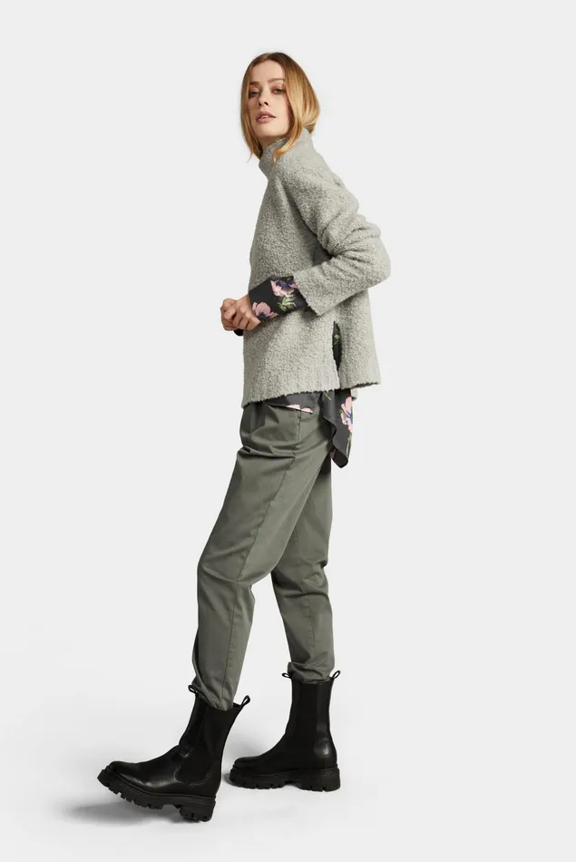Van Laack Sweaters and Cardigans Women Oversized Boucle Turtleneck Sweater Made From Recycled Cashmere Mix Grey Van Laack Sweaters and Cardigans Women Oversized Boucle Turtleneck Sweater Made From Recycled Cashmere Mix Grey