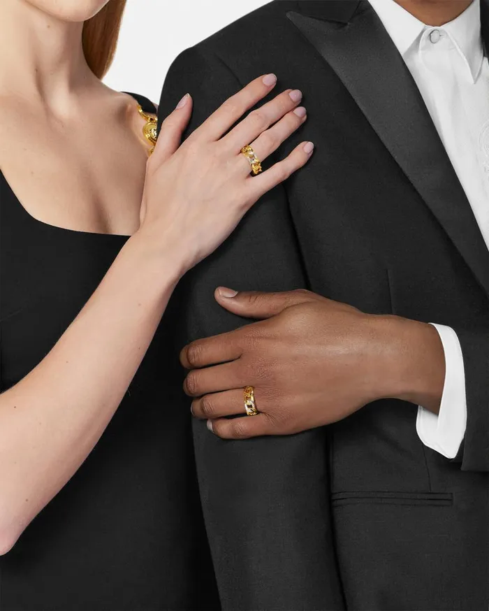 Versace Rings Medusa Chain Ring Gold 8211 WomenMen Versace Rings Medusa Chain Ring Gold 8211 WomenMen