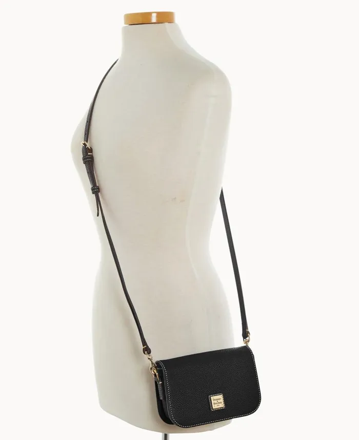 Woman Pebble Grain Kitty Crossbody Black Black Dooney and Bourke Crossbodies Woman Pebble Grain Kitty Crossbody Black Black Dooney and Bourke Crossbodies