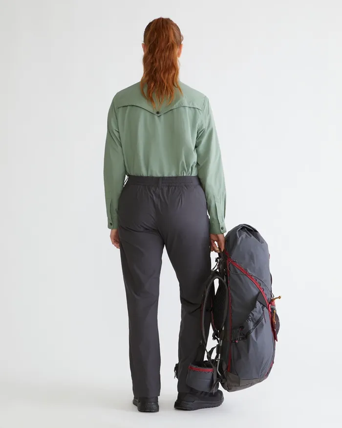 Women Alfhild Levitend Pants Raven Klttermusen Pants