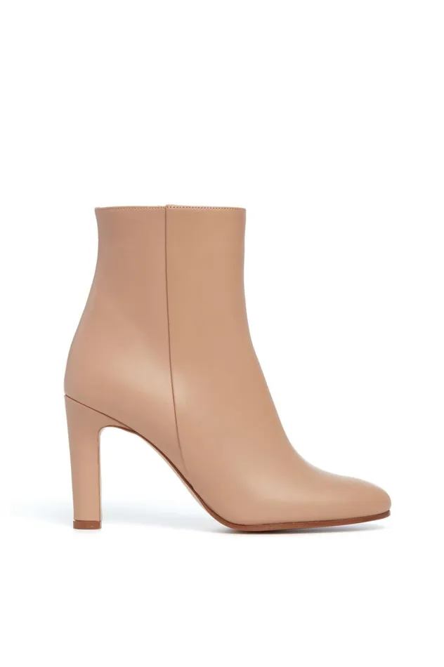 Women Boots Gabriela Hearst Lila Ankle Boot In Dark Camel Leather