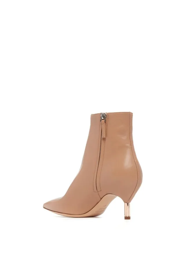 Women Boots Gabriela Hearst Valeria Heeled Boot In Dark Camel Leather