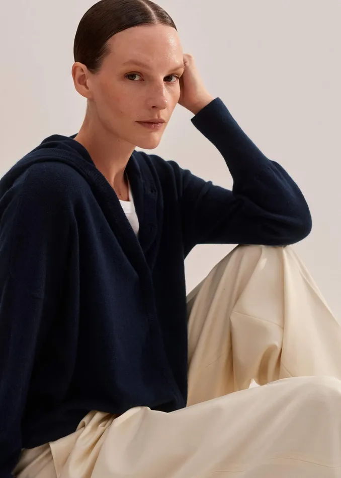 Women Cashmere Drop Shoulder Box Crop Hoody Dark Navy MEEM