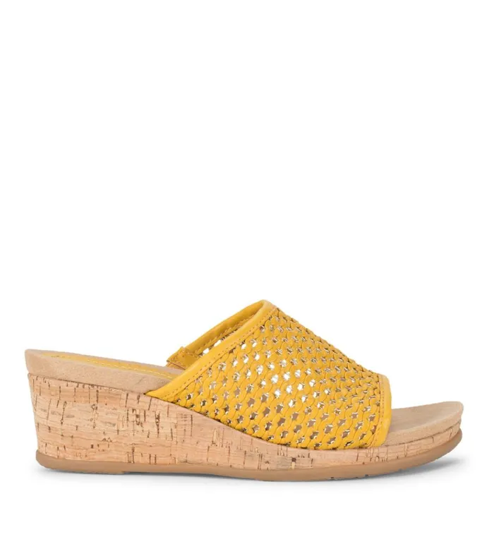Women Flossey Wedge Slide Sandal Mellow Yellow Baretraps Slides and Slip On Sandals