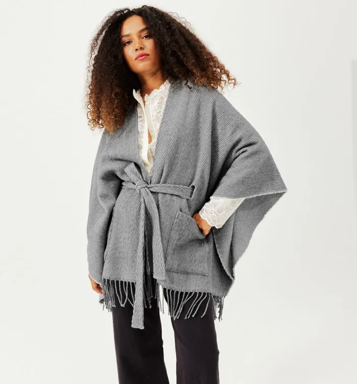 Women Fringed Poncho 8211 Light Grey Promod Scarves