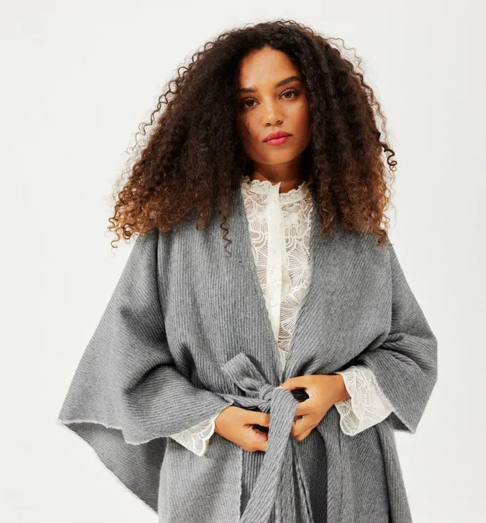 Women Fringed Poncho 8211 Light Grey Promod Scarves Women Fringed Poncho 8211 Light Grey Promod Scarves