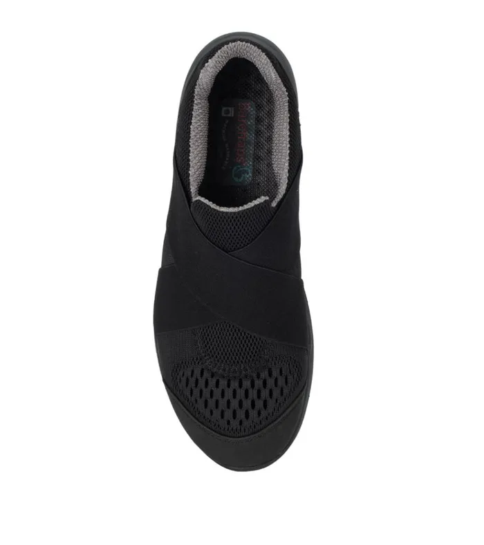 Women Gerri Casual SlipOn Sneaker Black Baretraps Sneakers