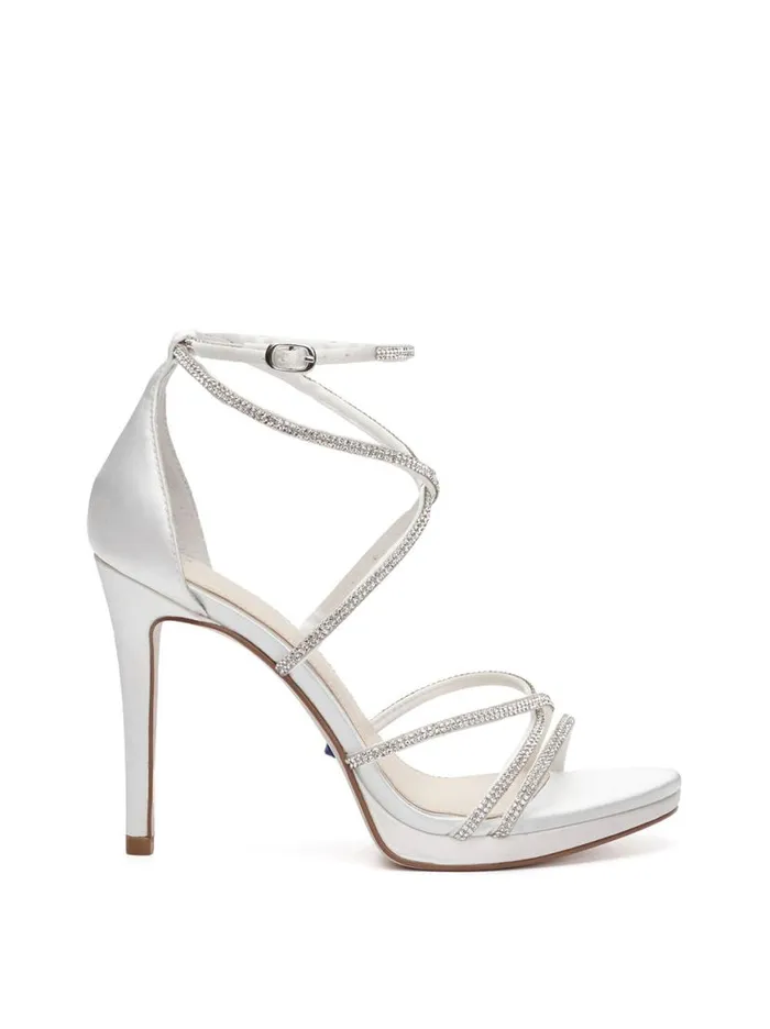 Women Jaeya High Heel In White Jessica Simpson Platforms