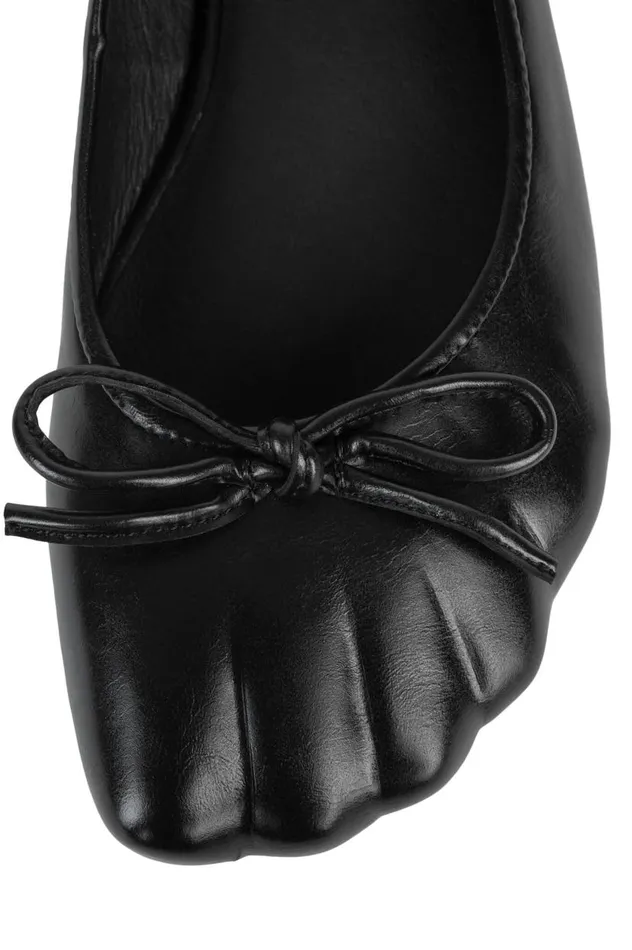 Women Jeffrey Campbell Ballet and MaryJane Footsy