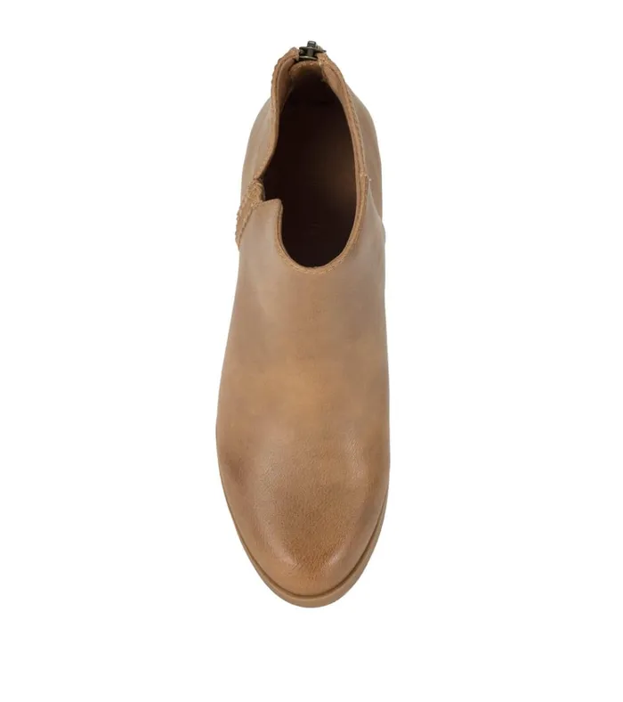 Women Lauryn Block Heel Ankle Bootie Salted Caramel Baretraps Booties