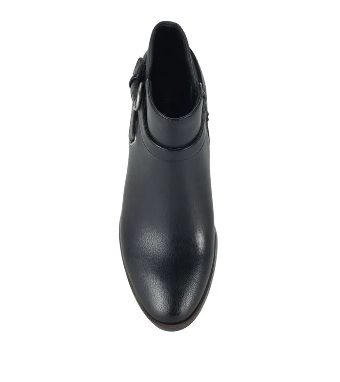 Women Malibu Bootie Black Baretraps Booties
