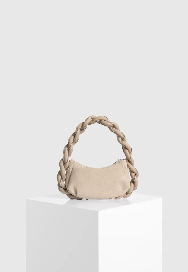 Women Manire De Voir Chain Plaited Rope Handbag Beige