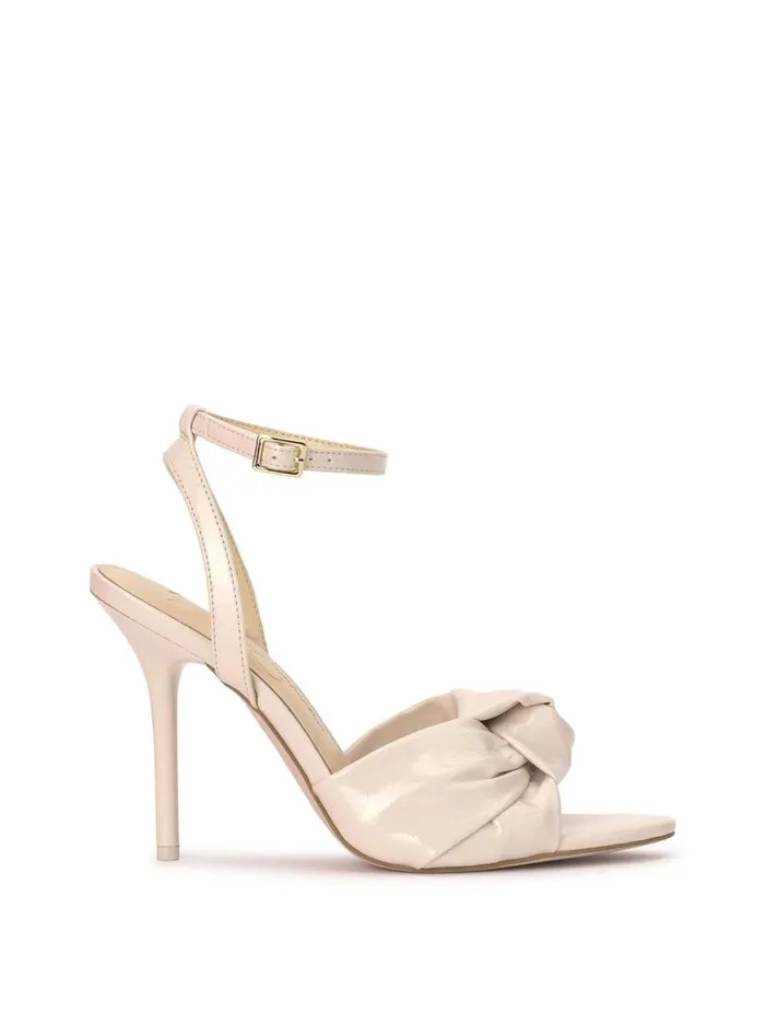 Women Neveny High Heel In Chalk Jessica Simpson Sandals