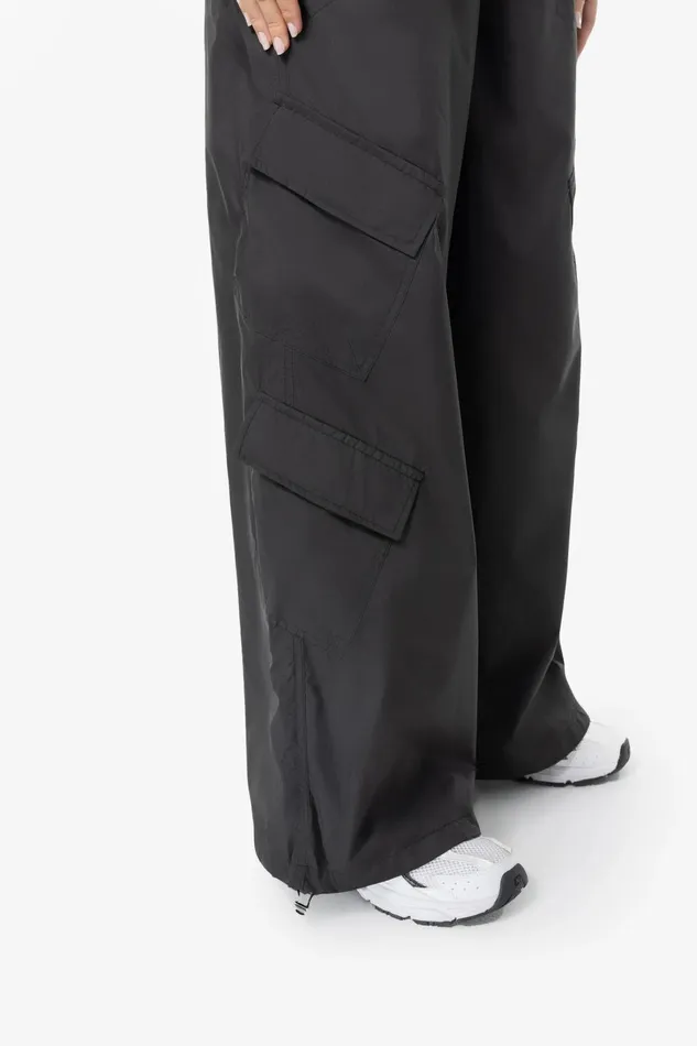 Women Pegador Pants Nelly Cargo Tracksuit Pants Black Women Pegador Pants Nelly Cargo Tracksuit Pants Black
