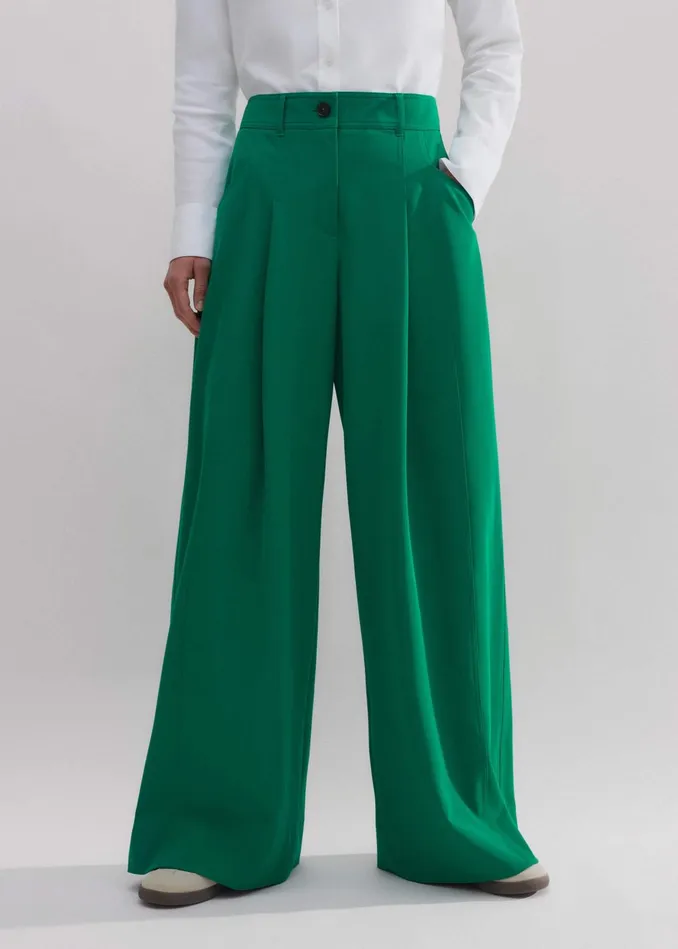 Women Regular WideLeg Pleat Front Pant Orchid Green MEEM