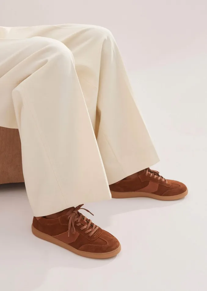 Women Retro Sneaker Tan MEEM
