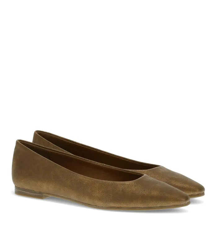Women Rhonda Casual Flat Bronze Baretraps Dress Shoes