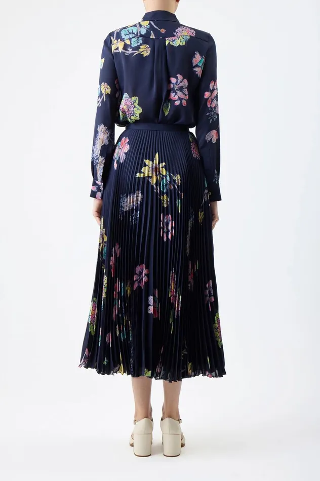Women Skirts Gabriela Hearst Eames Corrugated Skirt In Dark Navy Multi Printed Silk Georgette