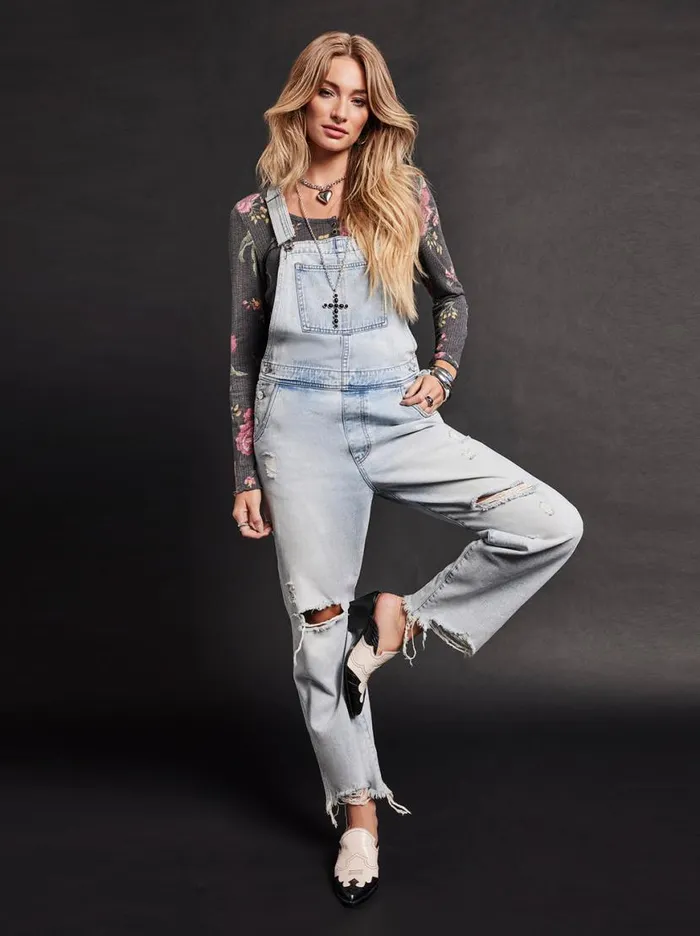 Women Tahani Henley Top In Sketchy Roses Jessica Simpson Tops and Tees