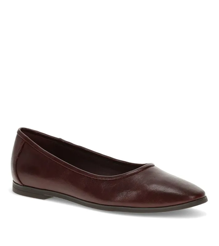 Women Tania Casual Flat Bloodstone Baretraps Flats and Loafers