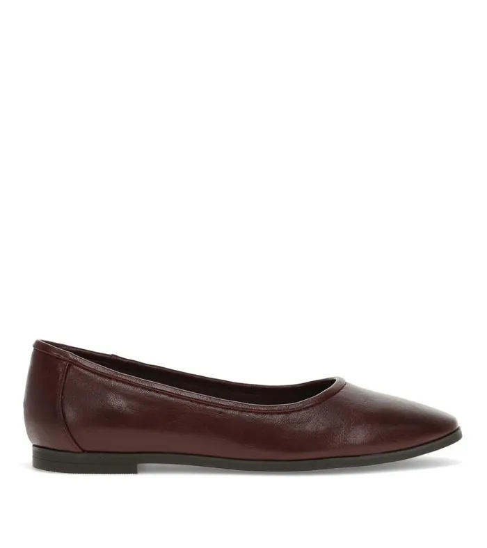 Women Tania Casual Flat Bloodstone Baretraps Flats and Loafers