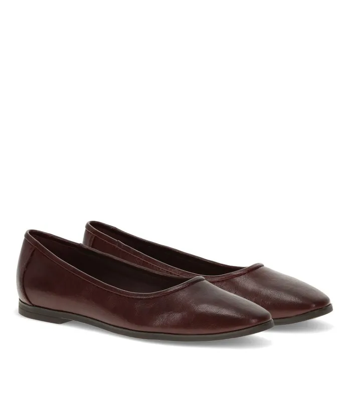 Women Tania Casual Flat Bloodstone Baretraps Flats and Loafers