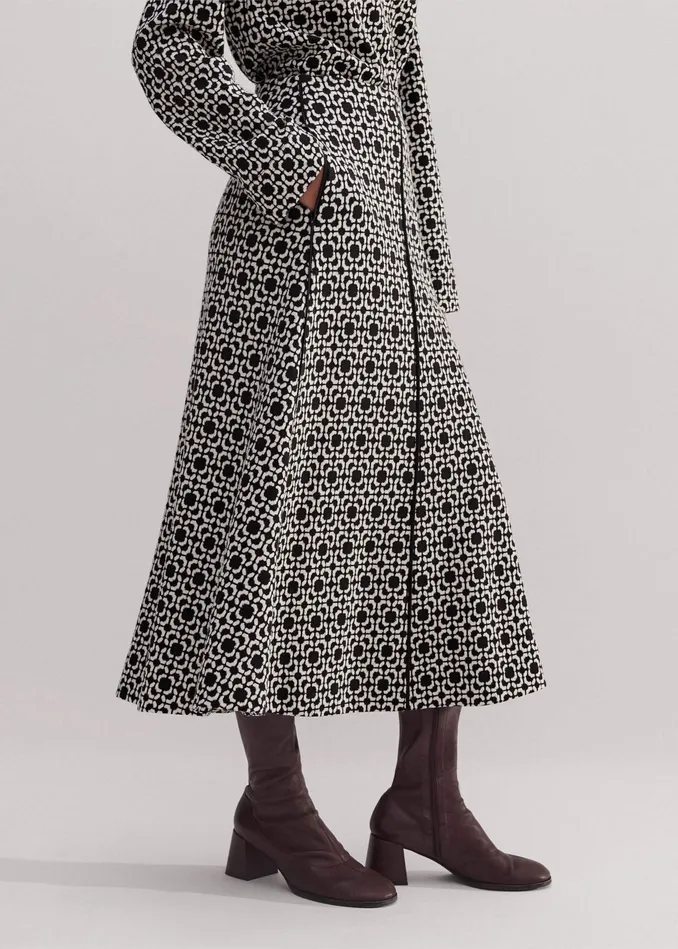 Women Travel Tailoring Graphic Jacquard Skirt Blackwhite MEEM
