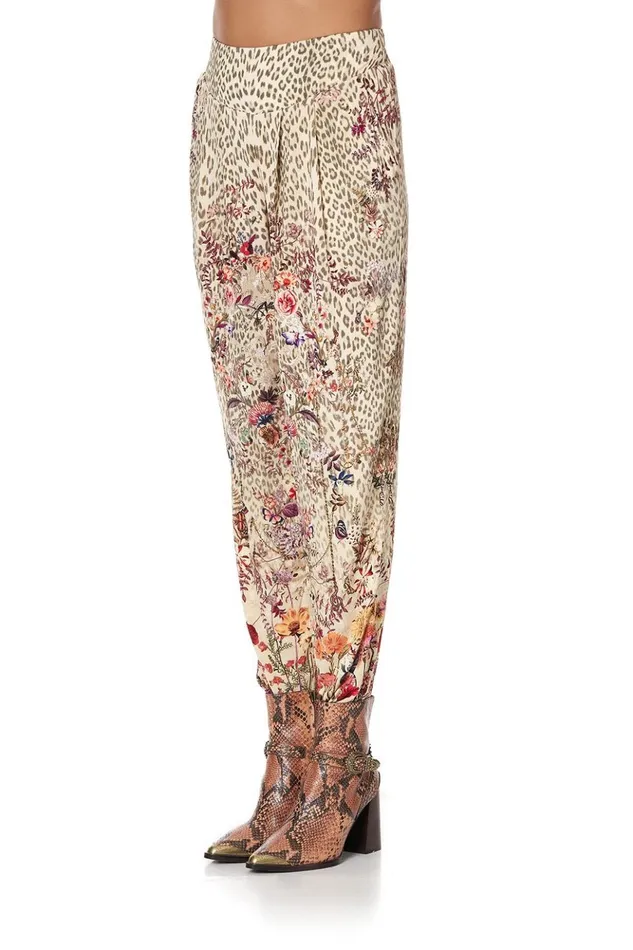 Women Trousers and Leggings Camilla Harem Pants With Front Pleats Drifting Dreamer