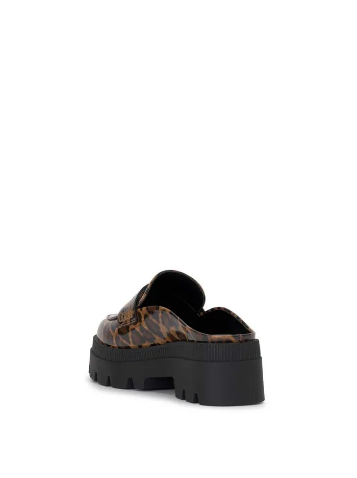 Women Uma Slip On Loafer In Leopard Jessica Simpson Flats