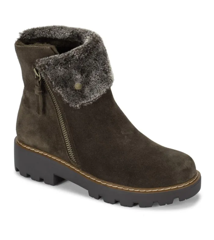 Women Wyoming Water Resistant Boot Moss Suede Baretraps Booties