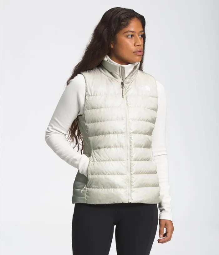 Womens The North Face Insulated and Down Jackets Aconcagua Vest Vintage White